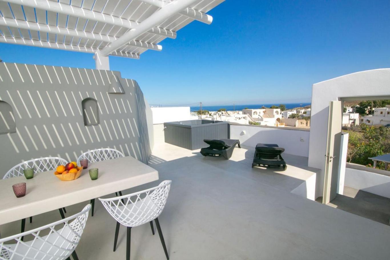Shades Of White Villas Emporio  Dış mekan fotoğraf