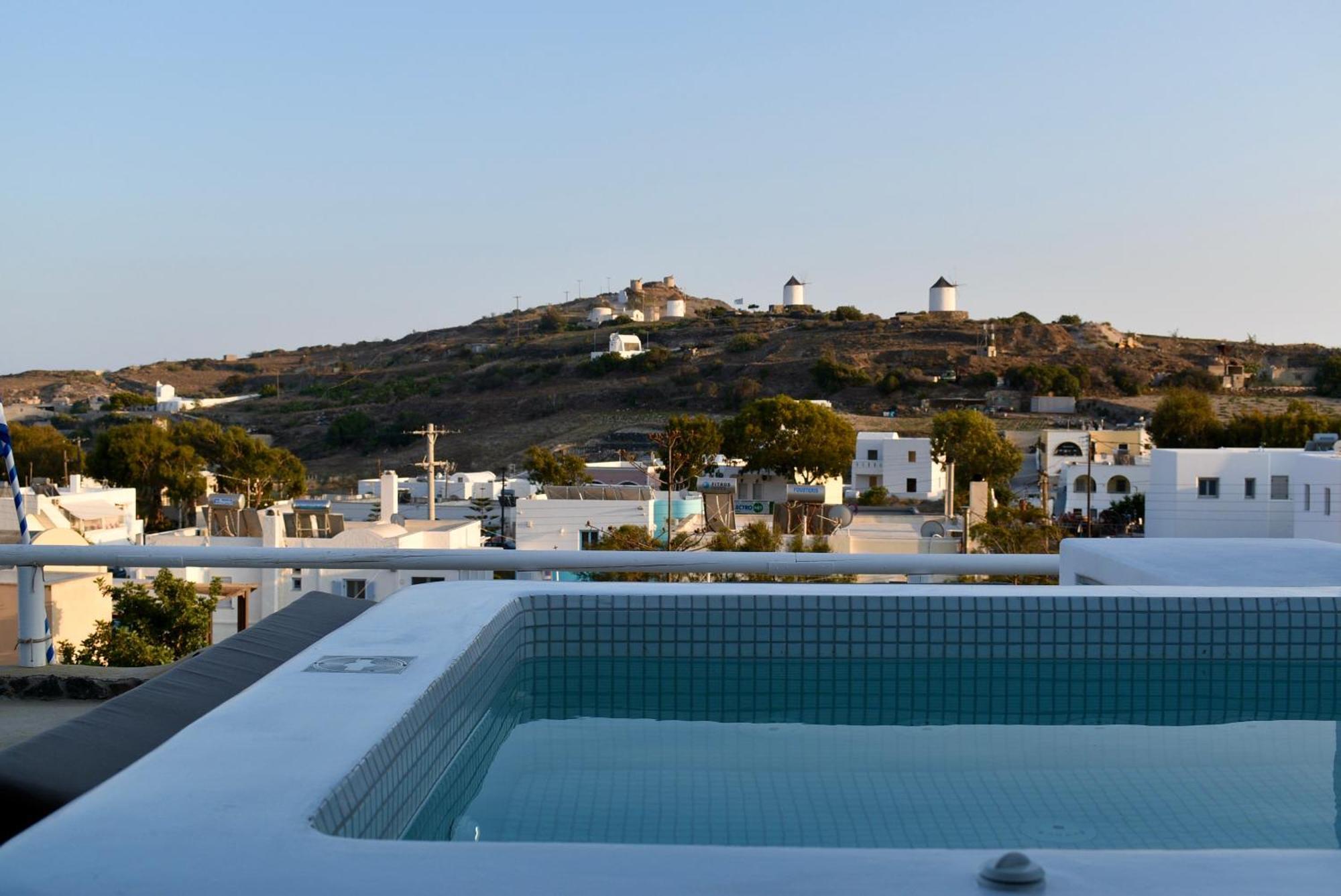 Shades Of White Villas Emporio  Dış mekan fotoğraf